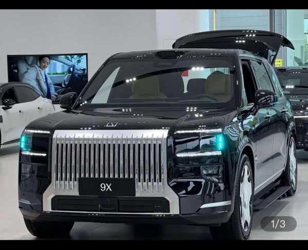 WhatsApp Image 2026-06-02 at 6.08.05 AM Zeekr 9X Extreme Krypton 2025
